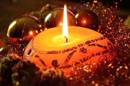 candle-3837577__480~2.jpg